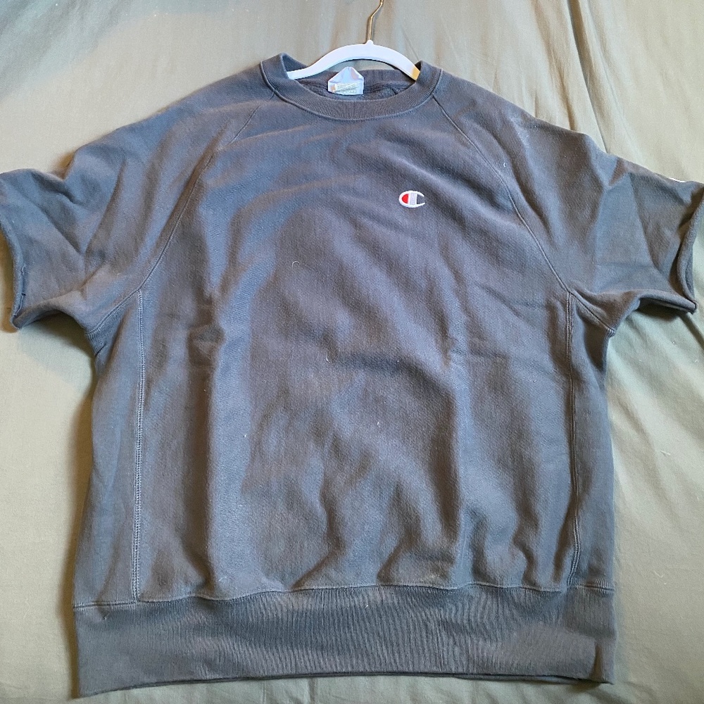 Champion Reverse Weave Short-Sleeve Crewneck